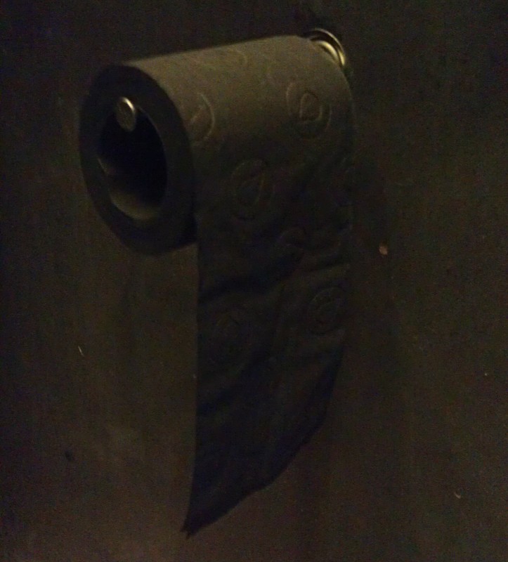 Papier toilette noir